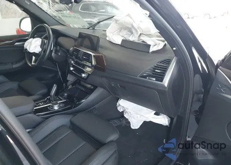 2021 BMW X3 Sdrive30I z USA, uszkodzony, nr VIN 5UXTY3C06M9H80074